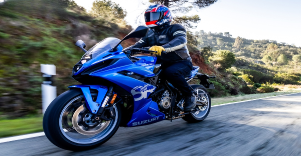 Suzuki GSX-8R