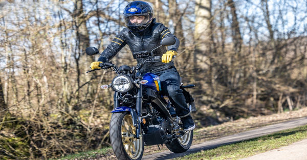 Yamaha XSR125
